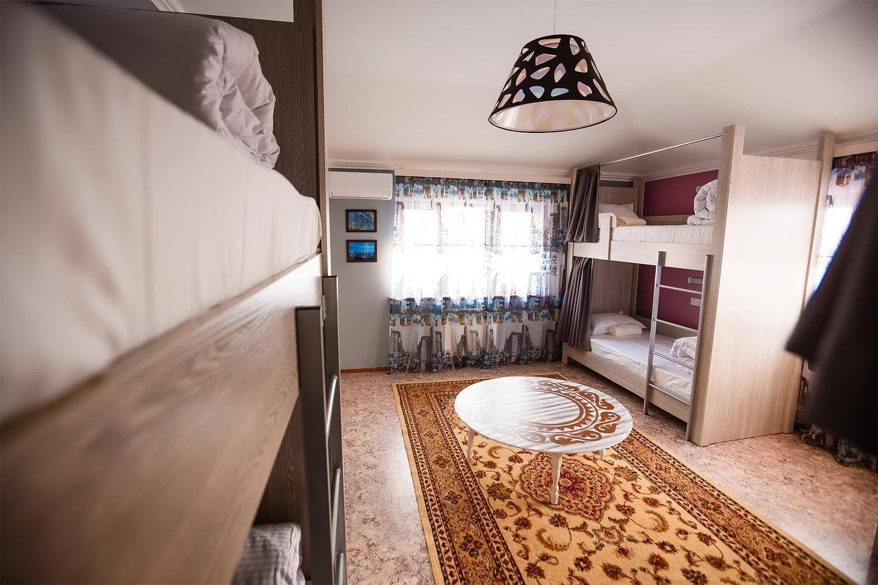 Mountain Road Hostel Almati Kültér fotó