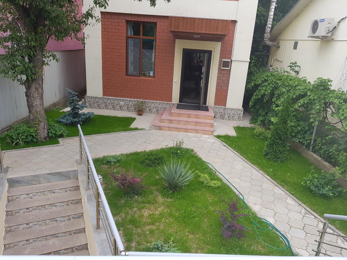 Mountain Road Hostel Almati Kültér fotó